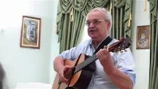 КОРИЧНЕВАЯ ПУГОВКА   (Евгений Долматовский)