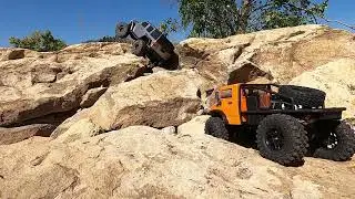 18's and 24's Out On Some Rocks - RC Crawling