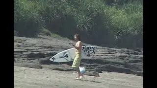 pro surfer tim curran surfing in indonesia 2009. 2K.