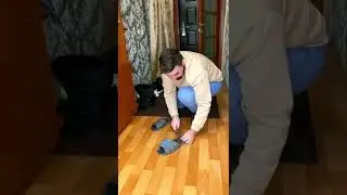 Прибил батины тапки к полу | Семейные приколы | Тик Ток 