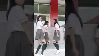 Tiktok Anak SMA Cantik Goyang Aduhai