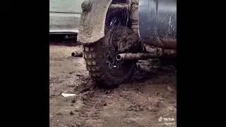 НА МОТОЦИКЛЕ С КОЛЯСКОЙ 