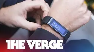 Wearing the Microsoft Band, the next big thing in fitness tracking (hands-on)
