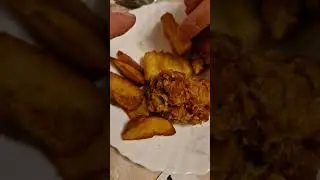 едим отмененку с санкционного KFC, ушедшего из страны.  #яндекседа,  #kfc , #kfcchicken ,25.11.22