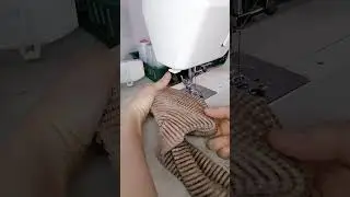 Необычный рукав водолазки