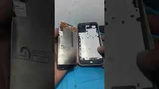 Broken display #viral #smartphone #infinixphone #internetdata #samsung #tech #infinix #internetplan