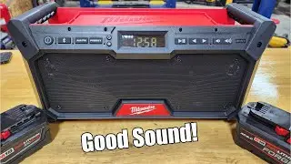 Huge Sound, Small Package! Milwaukee M18 Bluetooth Jobsite Radio Review 2952-20