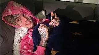 Lil Peep - Singing “Skyscrapers” (Love Now Cry Later) In A Hotel Room