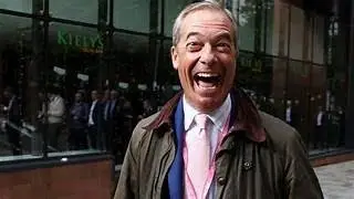 Nigel Farage is jeered by the Commons after claiming the UK is living through 'two-tier policing'...