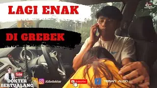 Lagi Dijilat Enak Ketahuan  - ( Mobil Goyang Bikin Tegang )