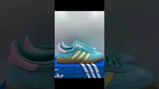 В главных ролях версия с кроссовками Adidas 