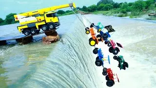 Accident River Mahindra HMT Sonalika Eicher Swaraj Ford Tractor Pulling Out Crane ? Cartoon CS Toy