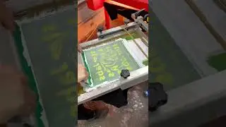 Чем печатать на футболках в 2023 году? Шелкография! 