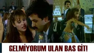 Karanfilli Naciye Türk Filmi | Tarık, Naciye'nin Peşini Bırakmaz