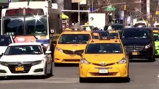 Uber adds NYCs yellow cabs to app