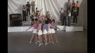 Танцы холостых девчат