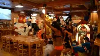 Hooters Harlem Shake