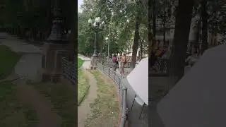 Патриаршие пруды Но он ведь один Short 