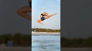 Naomi & beach & sunset 💃🏼🌞📷