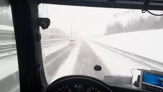 Снегопад 🚛❄🚛❄🚛на М11 в районе г. Клин. точно по расписанию 🤘