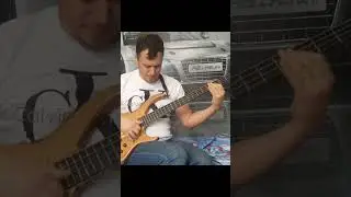 ВИРТУОЗНЫЙ СЛЭП НА БАС-ГИТАРЕ #bass #music #bassplayer