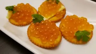 How to very easily clear caviar from a film and salt red caviar. Tasty Salmon Roe Recipe