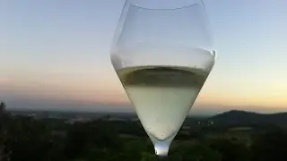 Franciacorta: The Best Sparkling Wine You Have Never Heard Of  - Wine Oh TV