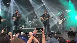 Luke Combs - When It Rains It Pours - Live at the Innings Music Festival - Tempe Arizona