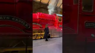 The ORIGINAL Hogwarts Express Steam Engine train from the Harry Potter Movies!