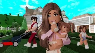 GARDENING WITH THE FAMILY | Bloxburg Roleplay