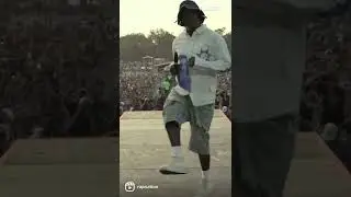 BEST concert intro of ALL TIME