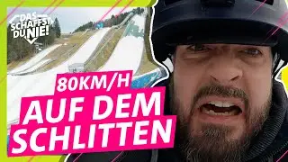 Schlitten auf Skisprungschanze?! Werde 80km/h schnell! || Das schaffst du nie!