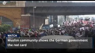 Muslim community shows the German government the red card