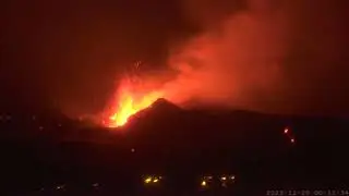 Sundhnúka eruption Dec 20th 2023 00:00 to 01:00 - Live from Iceland