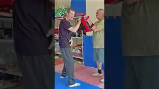 Два меча. Два ножа. Два молотка. #shortvideo #damage  #punch #shortsvideo #martialarts #fighting