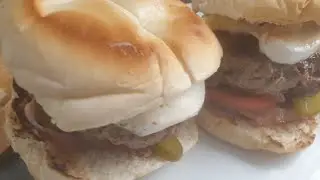 THE BEST BEEF BURGER IN THE WORLD