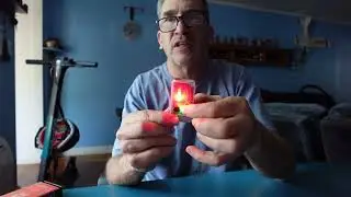 BORUIT V10 Small Powerful Flashlight with 365nm