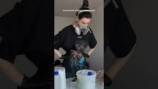 Шахматы из эпоксидной смолы и дерева 