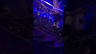 Когда впервые пришел в клуб и тебя встречает администратор