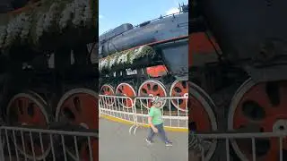 Вдоль поезда 
