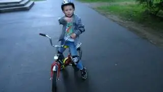 Как научить ребёнка кататься на велосипеде. Учимся на чужих ошибках!)