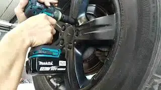 Makita DTW285 Impact Wrench loosening bolt tire