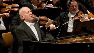 Johannes Brahms - Piano Concerto No. 1 in D minor, Op. 15 - Maurizio Pollini