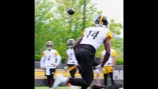 Russell Wilson quick release in OTAs 🔥 (via @steelers/X) #shorts