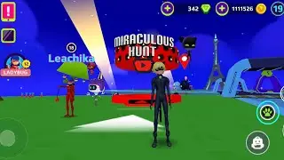 PK XD Ladybug & Cat Noir play Miraculous hunt!