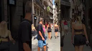 Gothic Quarter 🇪🇸 Barcelona Walk 💃🏻👀 