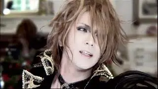 Versailles - Serenade [MV]