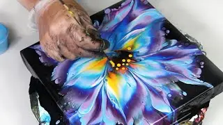 😍 Reverse Flower Dip Technique - Acrylic Pour Painting