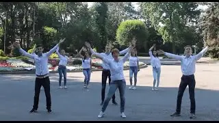 Флешмоб Андрей Гражданкин и Алёна Валенсия 