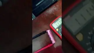 Аккум с Китая не заряжается